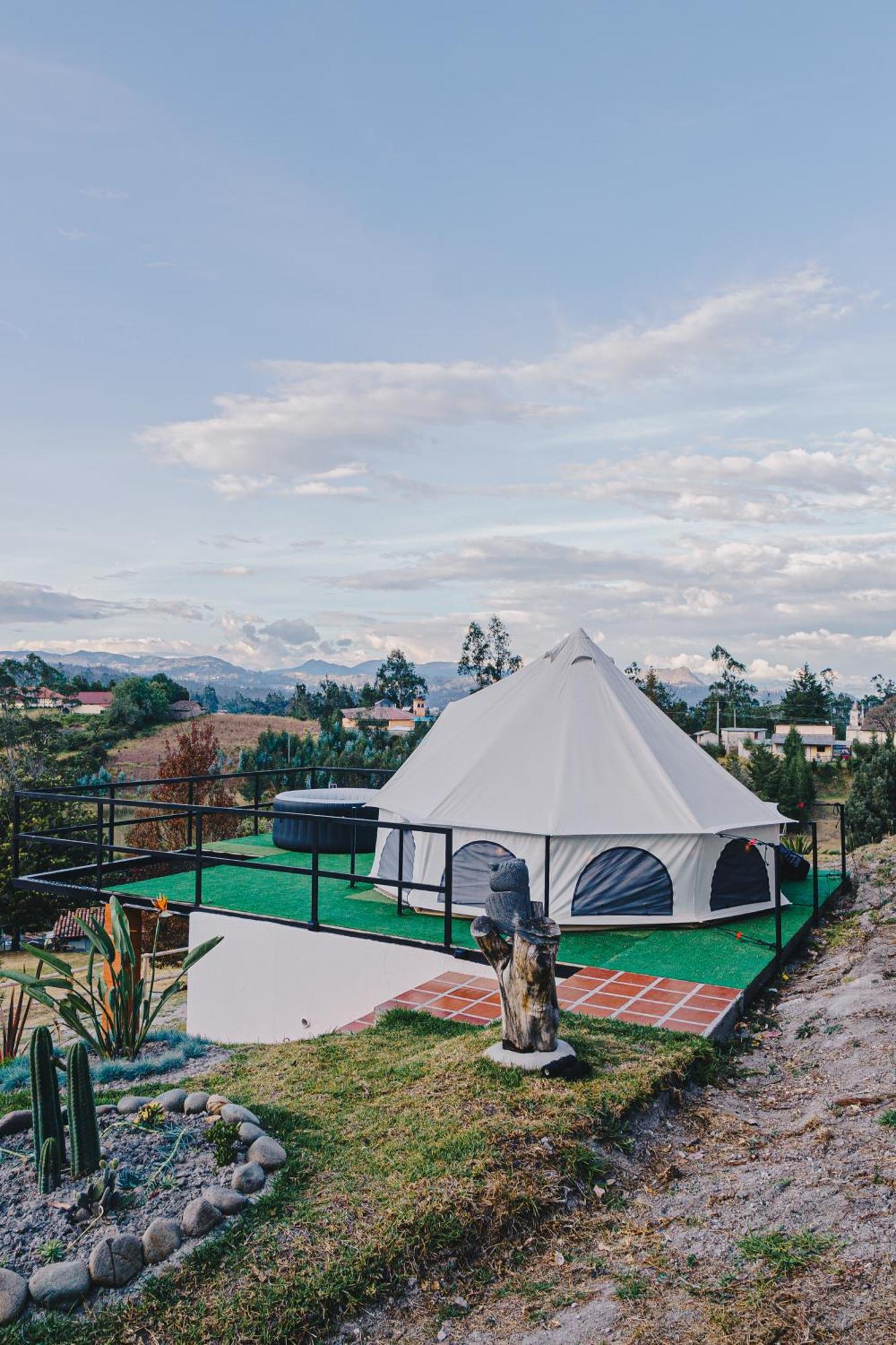 Killary Lodge & Glamping Cachanlo de Sidcay Екстер'єр фото