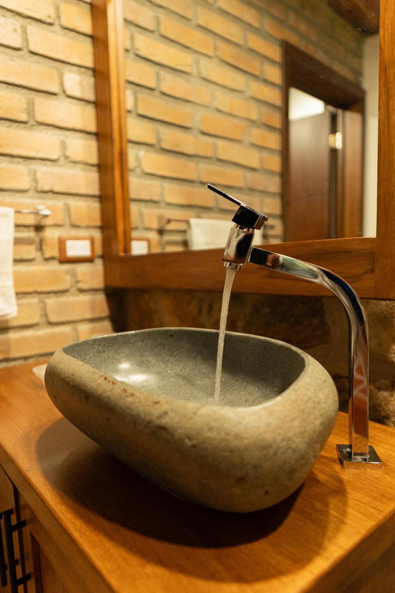 Killary Lodge & Glamping Cachanlo de Sidcay Екстер'єр фото