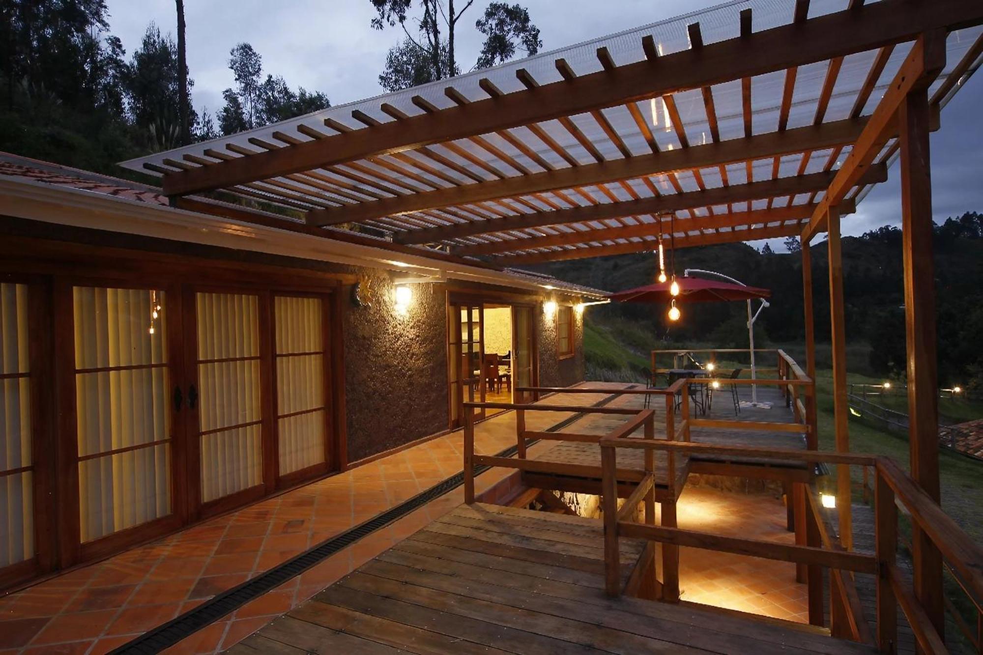 Killary Lodge & Glamping Cachanlo de Sidcay Екстер'єр фото