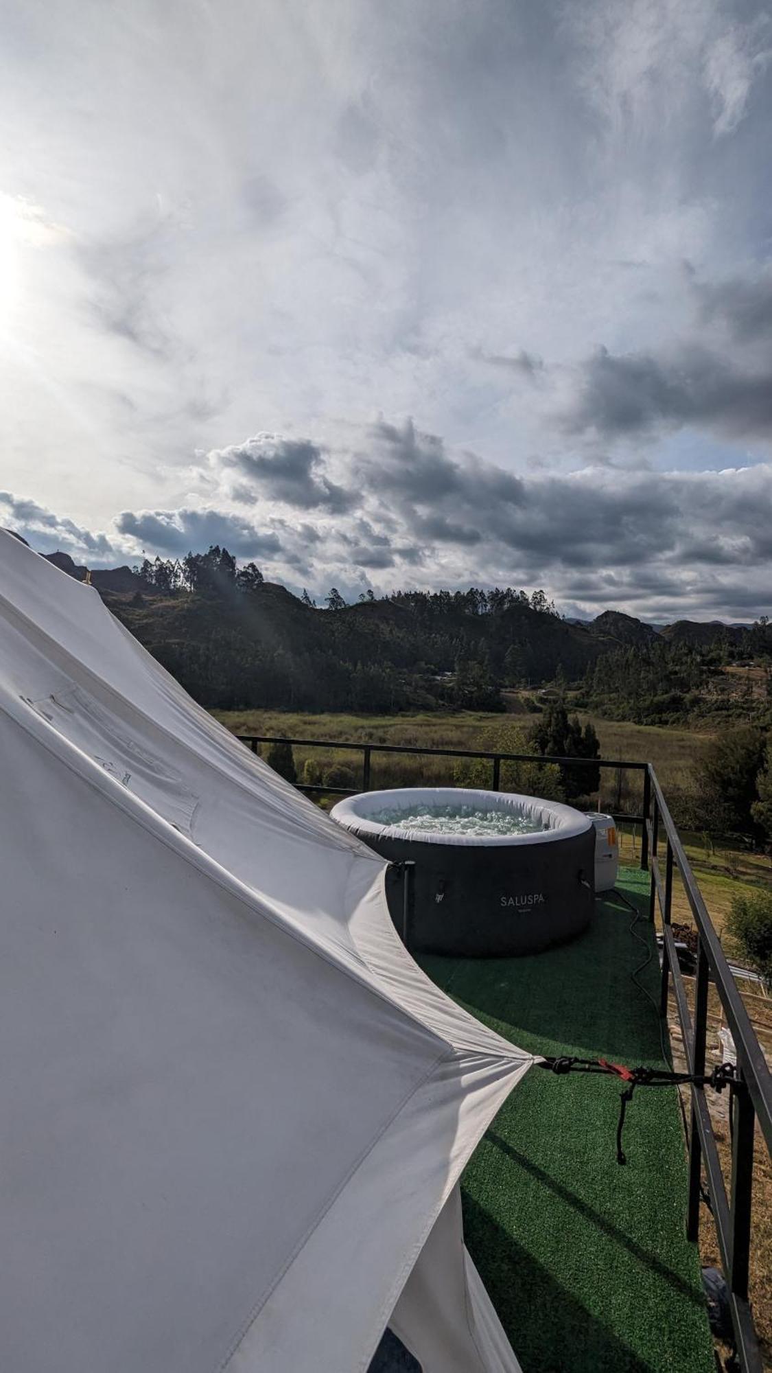 Killary Lodge & Glamping Cachanlo de Sidcay Екстер'єр фото