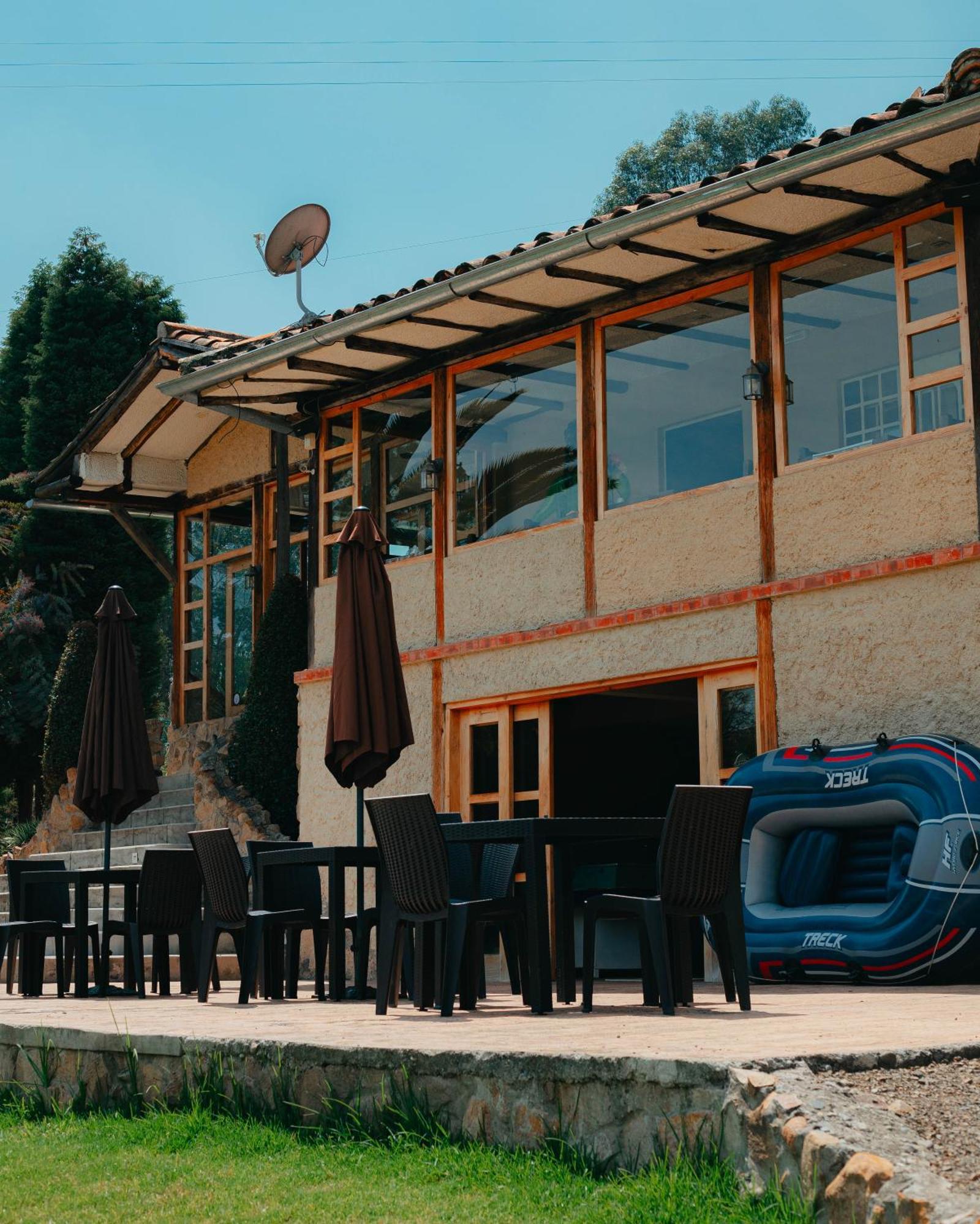 Killary Lodge & Glamping Cachanlo de Sidcay Екстер'єр фото