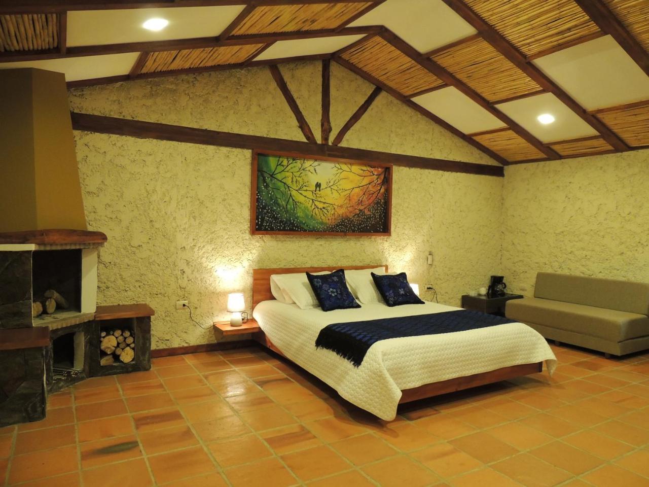 Killary Lodge & Glamping Cachanlo de Sidcay Екстер'єр фото